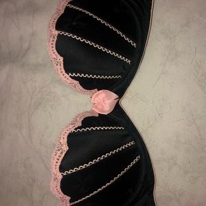 Victoria Secret 34B Bra